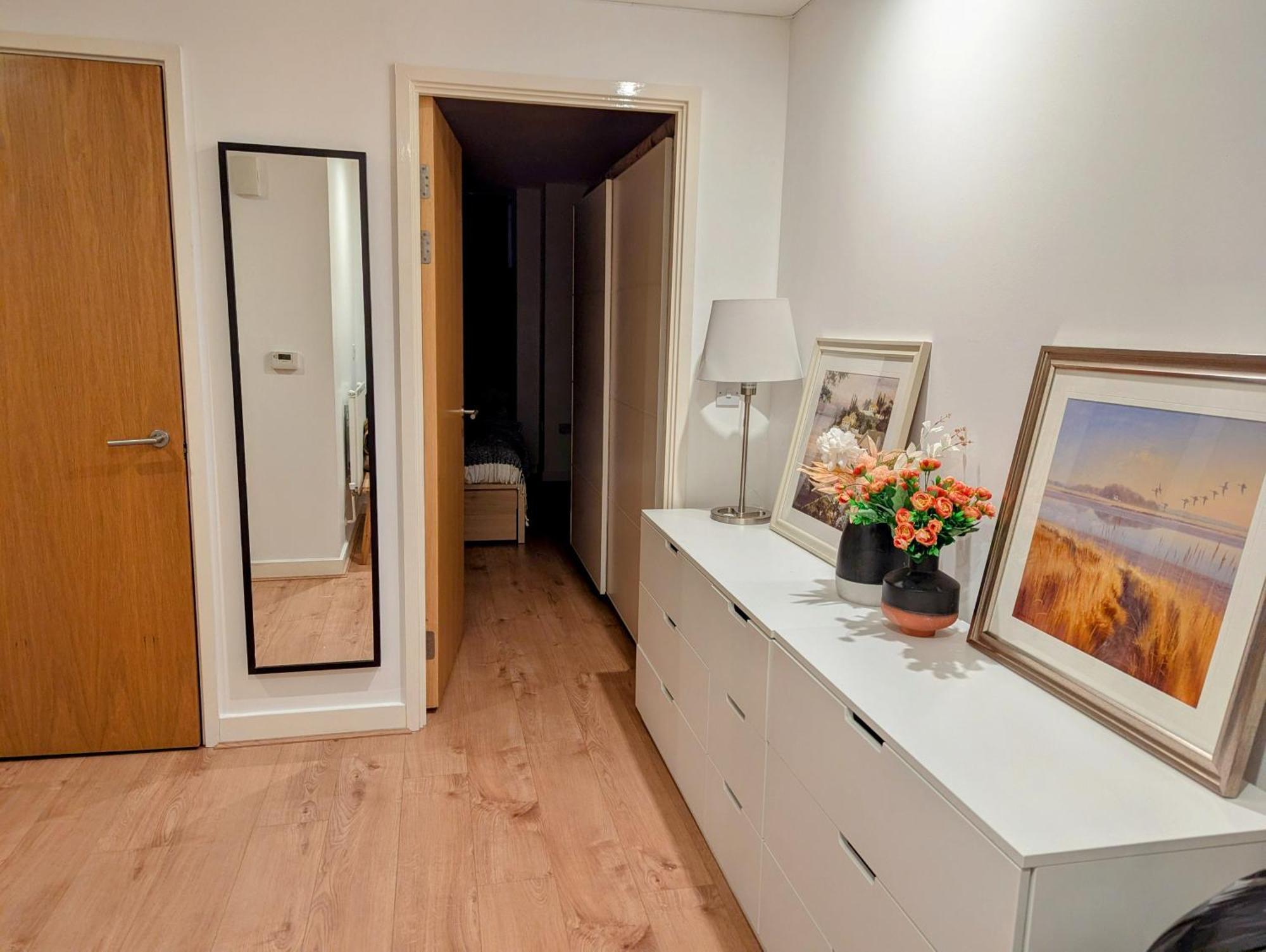 Appartamento Charming 2-bedroom Canary Wharf -
