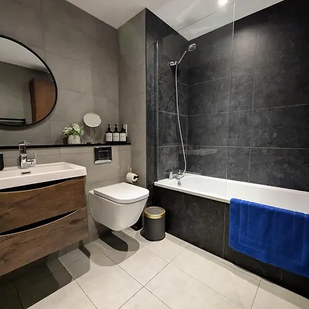 Charming 2-Bedroom Apartment Canary Wharf - Londra Esterno foto
